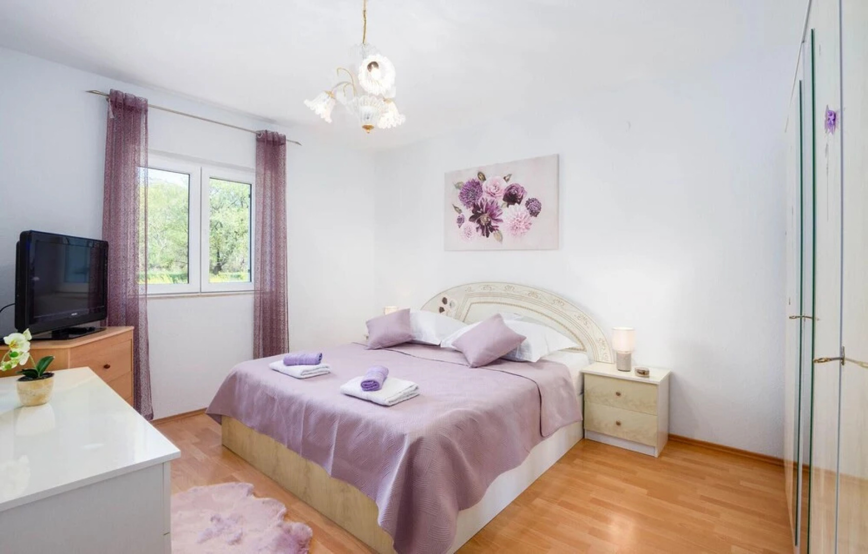 Stunning Home in Dugopolje With Outdoor Swimming Pool, Wifi and 2 Bedrooms