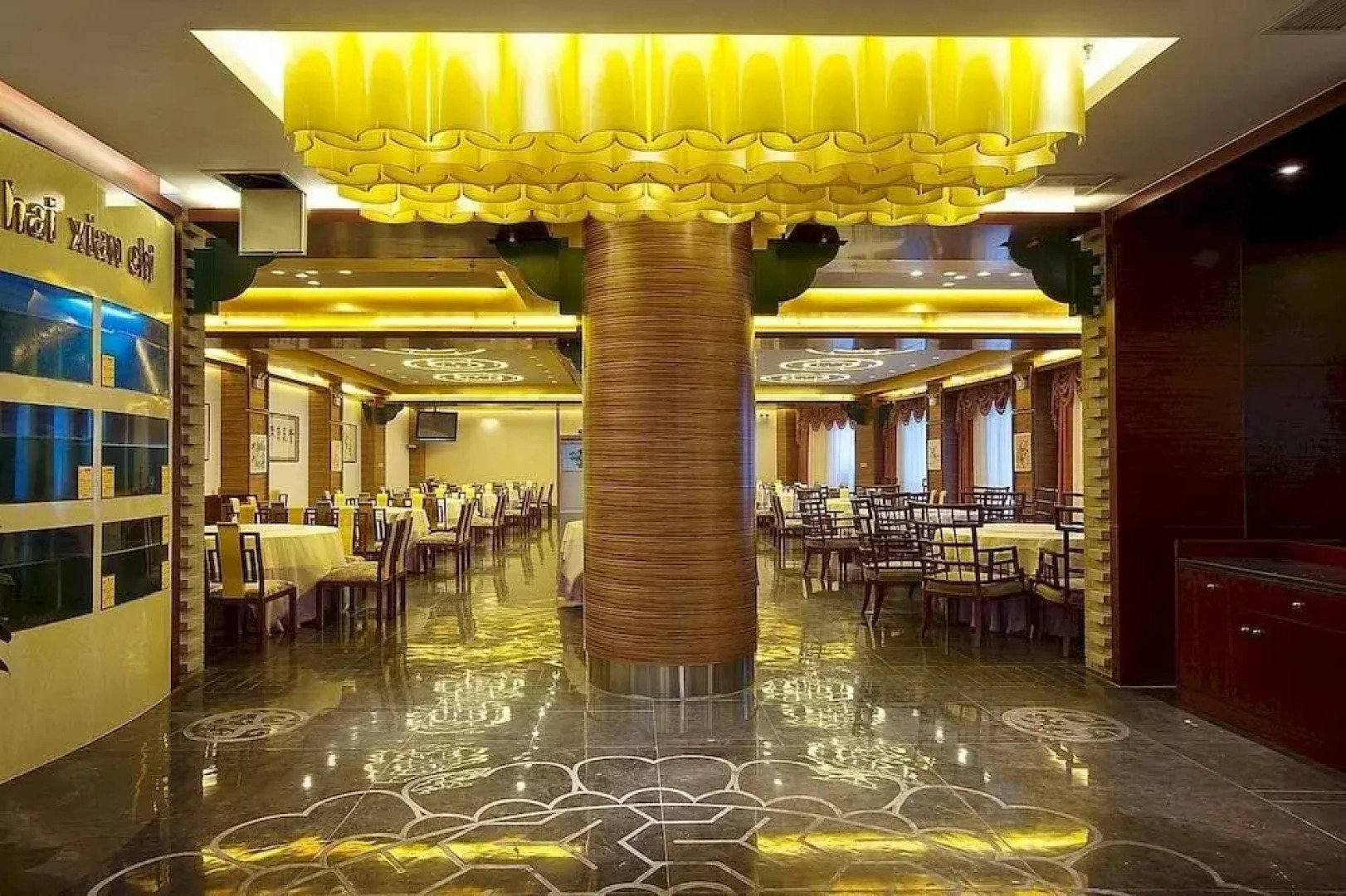 Chengde Tianbao Hotel