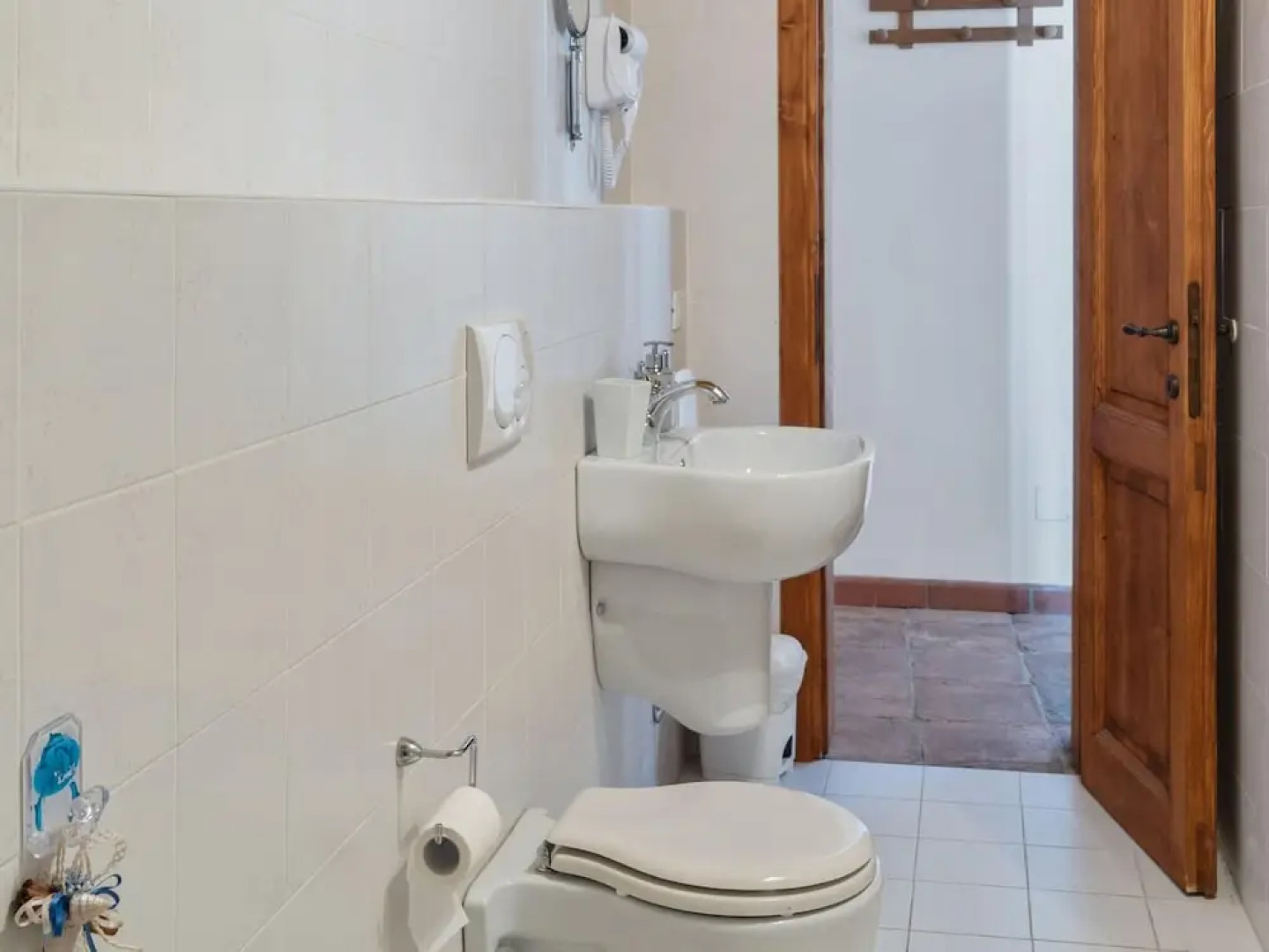 Tuscan Haven- Spacious Home