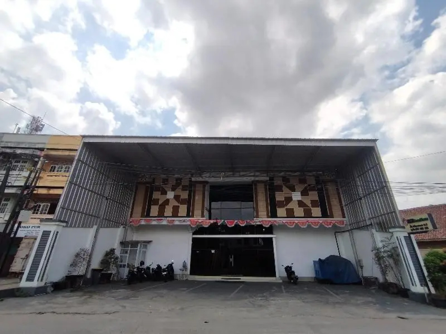 Rich Guesthouse By Zuzu