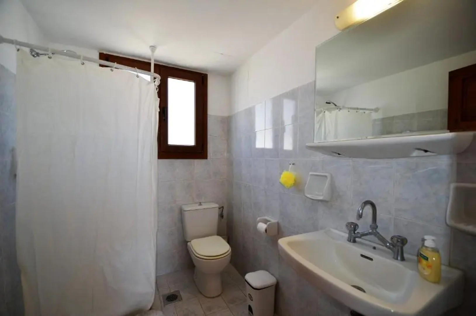 Madoupa Beach Apartments