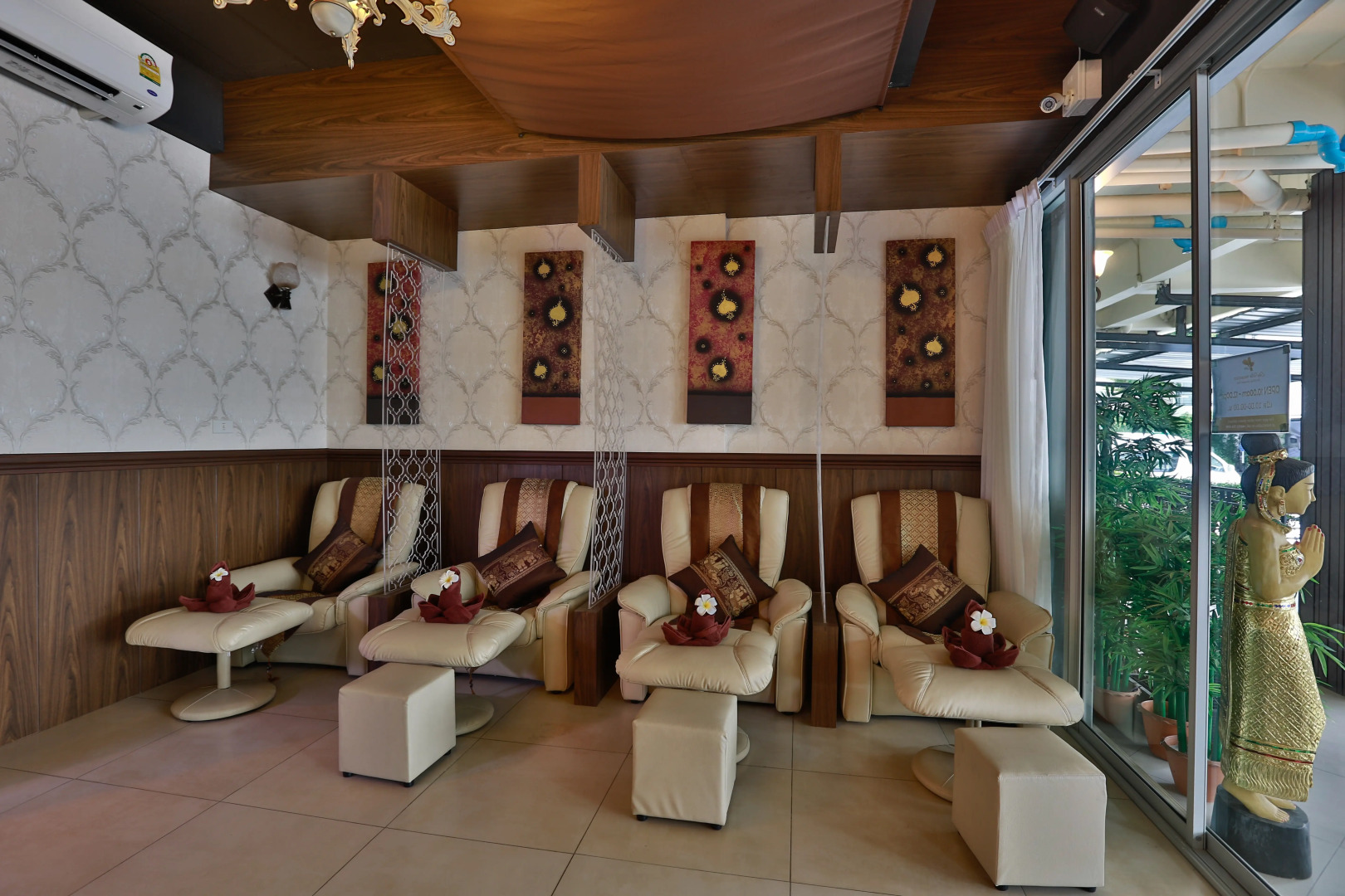 Suvarnabhumi Ville Airport Hotel