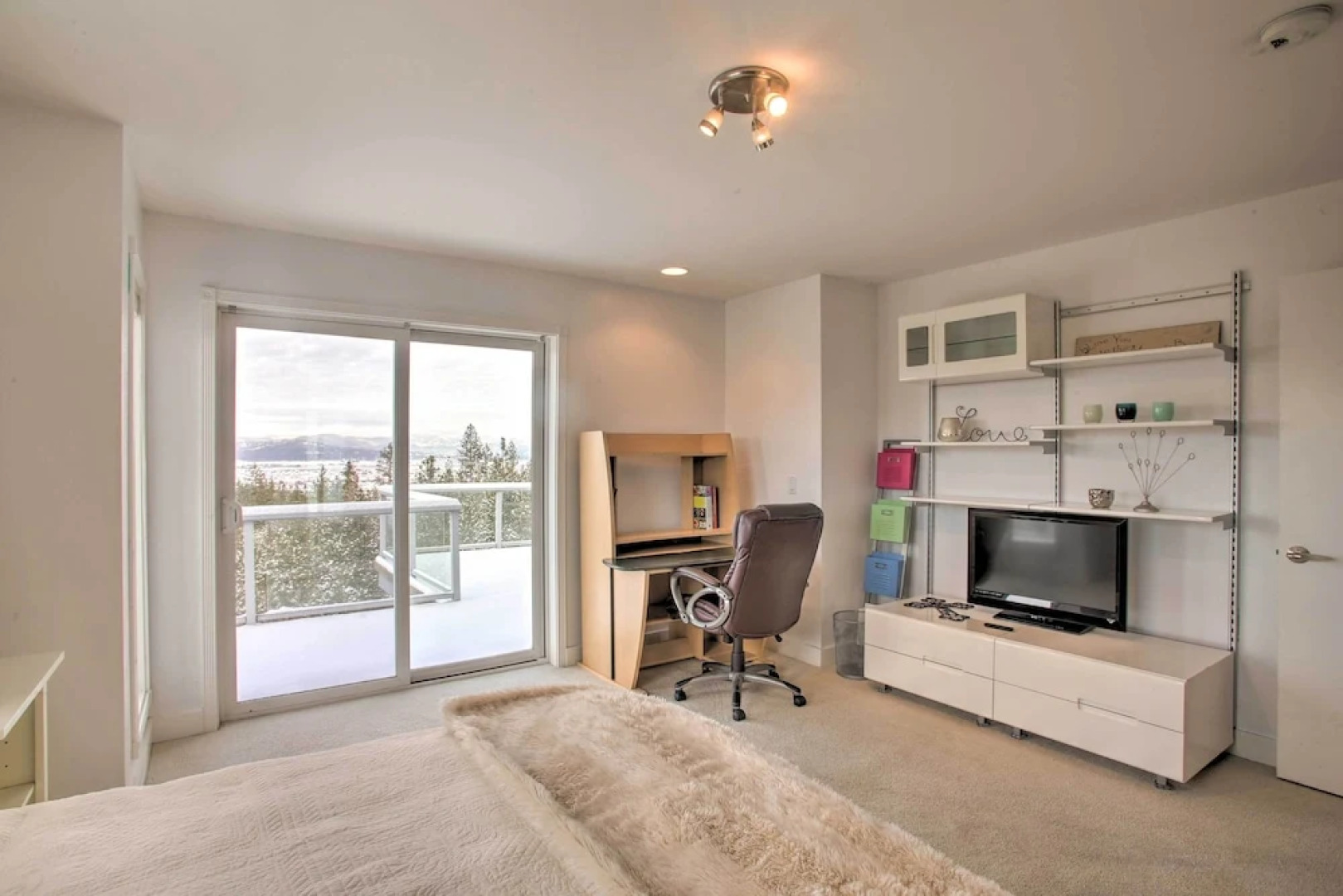 Secluded Home w/ Pool ~ 14 Mi to Coeur D'alene!