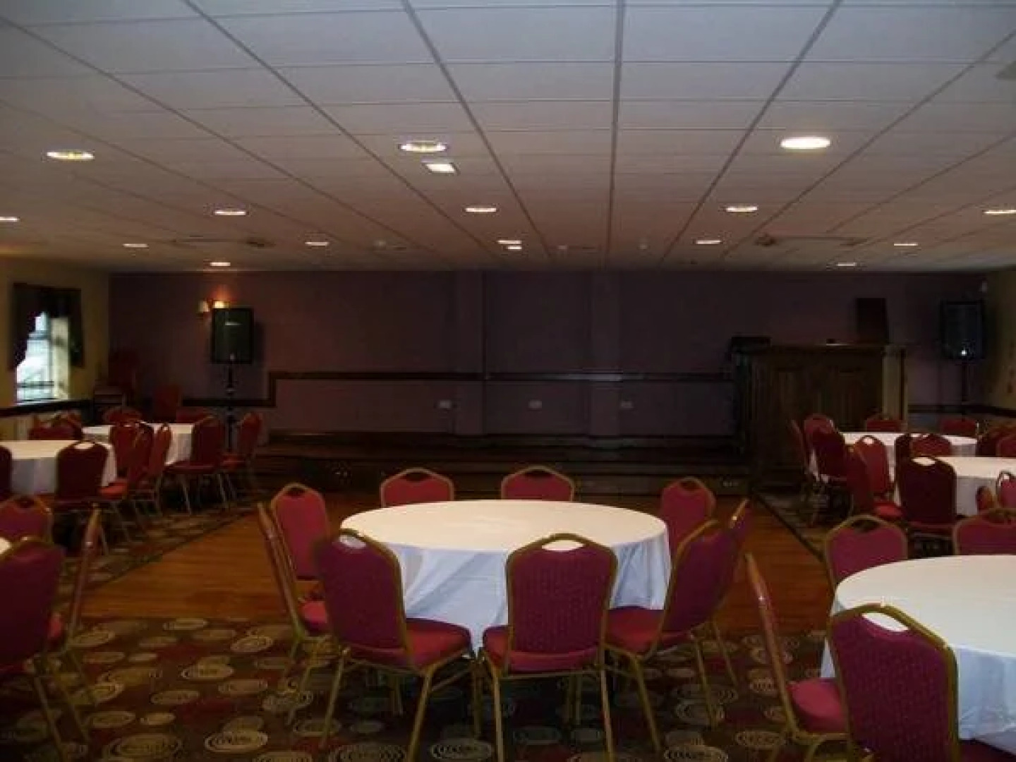 Fitzwilliam Arms Hotel