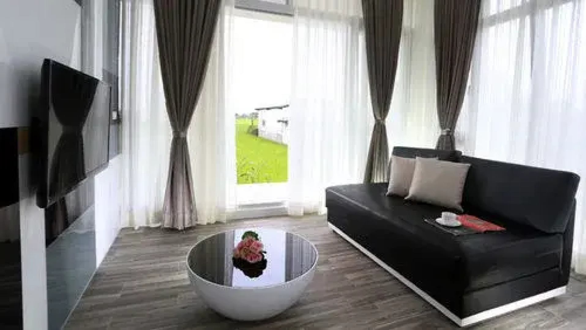 T2 B&B