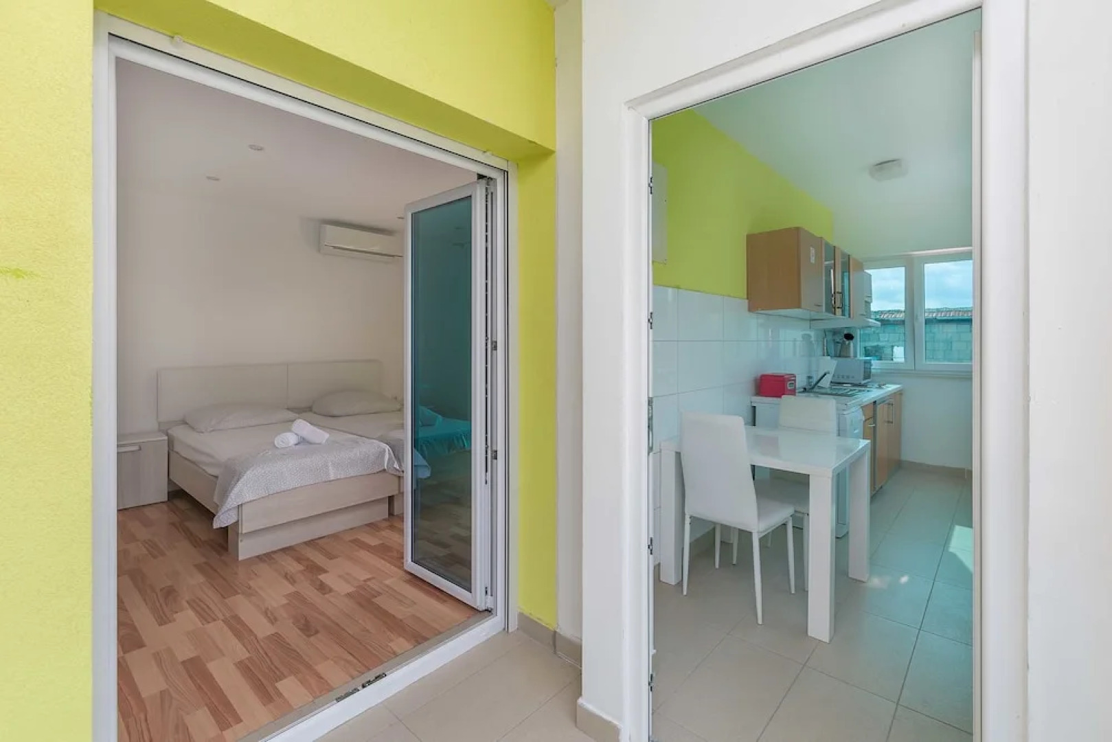 Apartments Road star