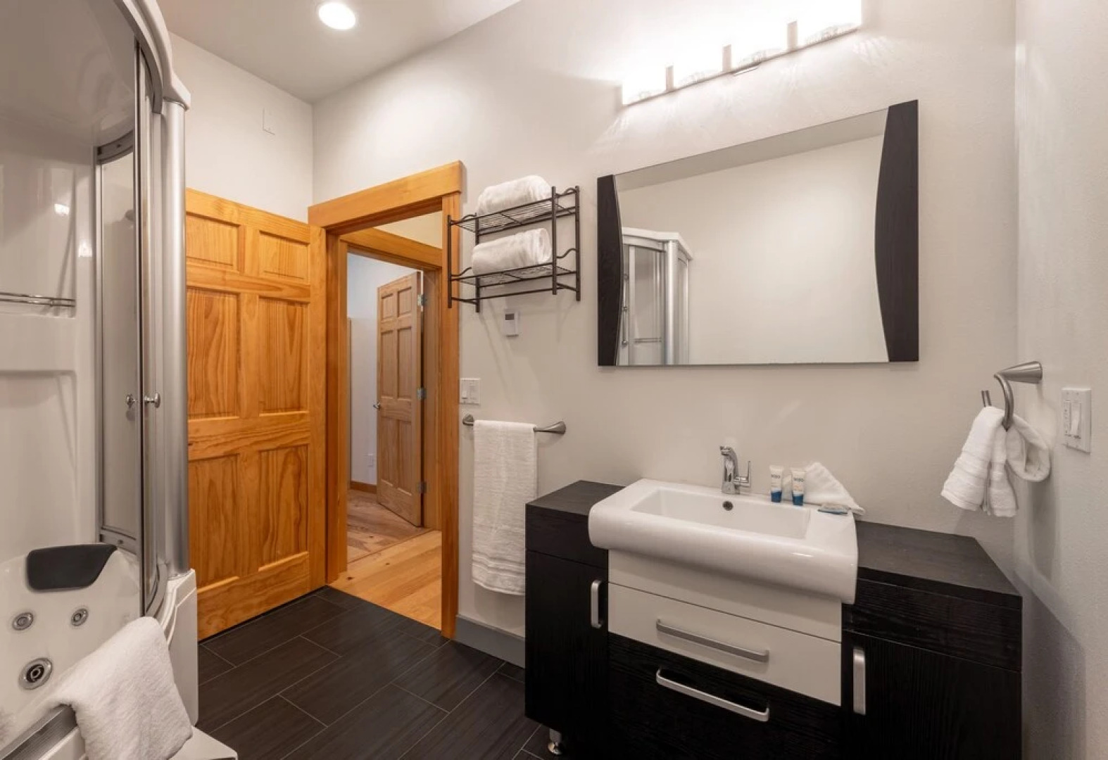 White Stag 4 Bedroom Home by RedAwning