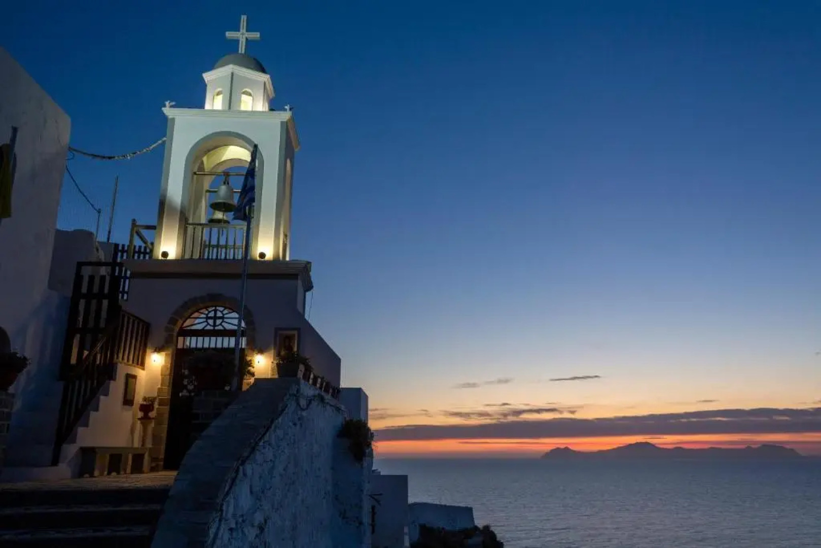 My Old Stone House in a 2 000 sqm private garden with Fab Glamping Tent