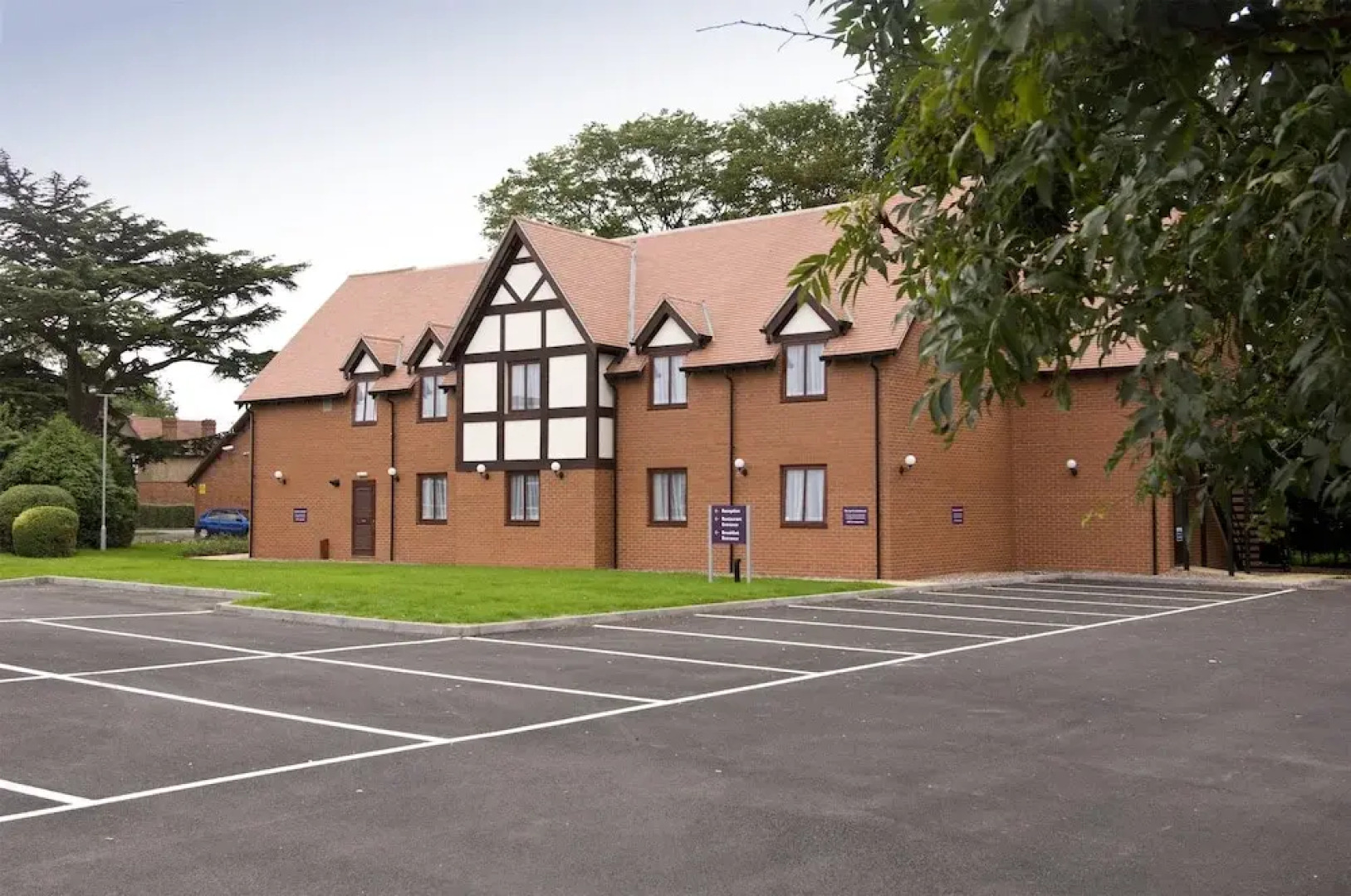 Premier Inn Balsall Common (Near Nec)