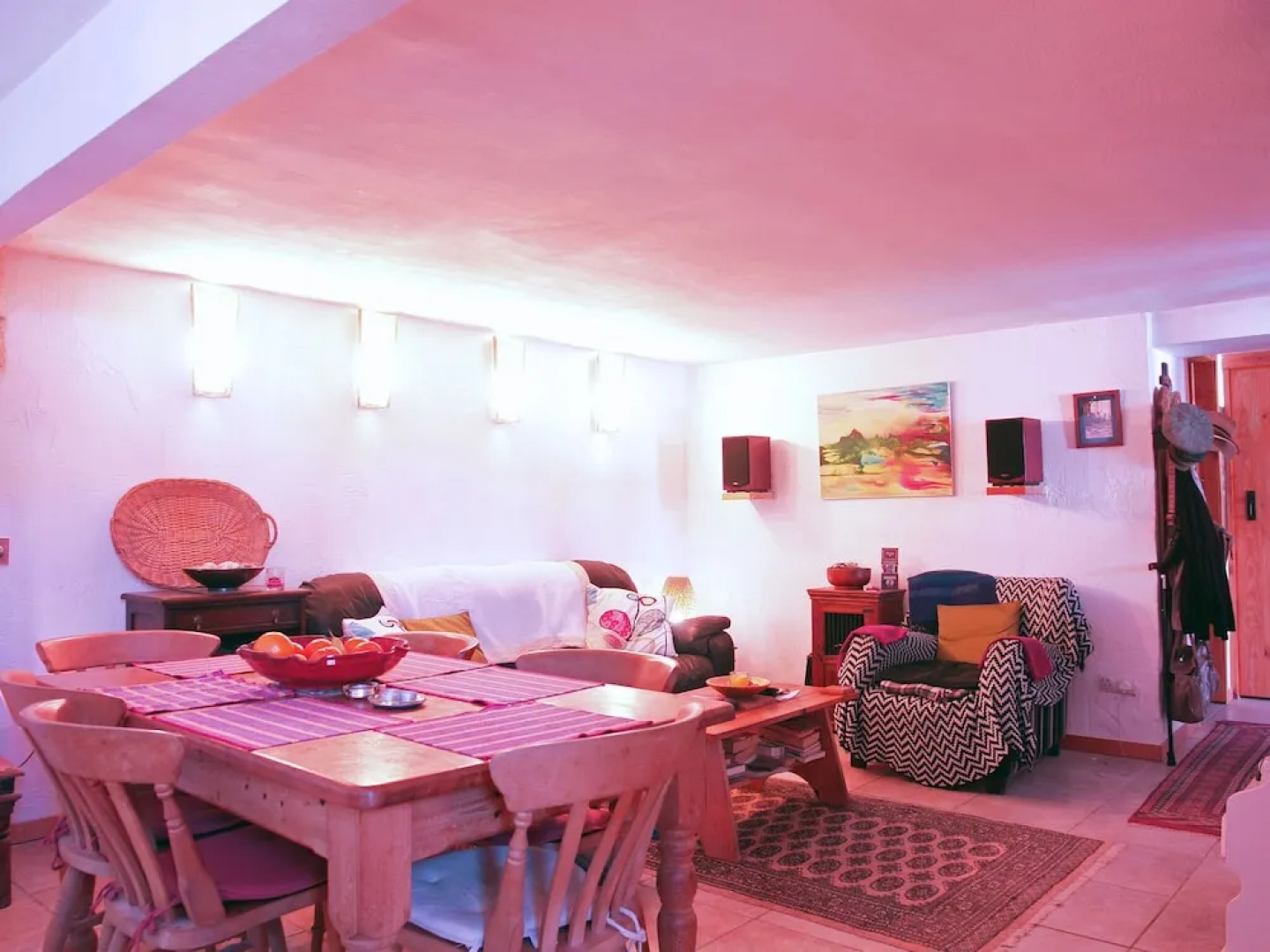 Rustic Cottage in Vilacolum With Swimming Pool