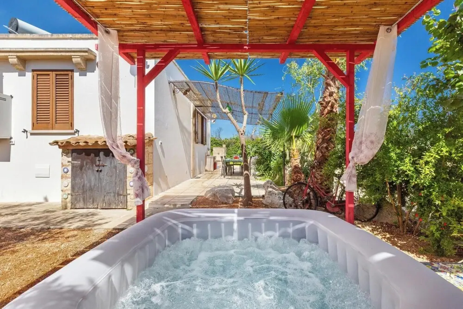 2062 La Cornola Dependance by Barbarhouse