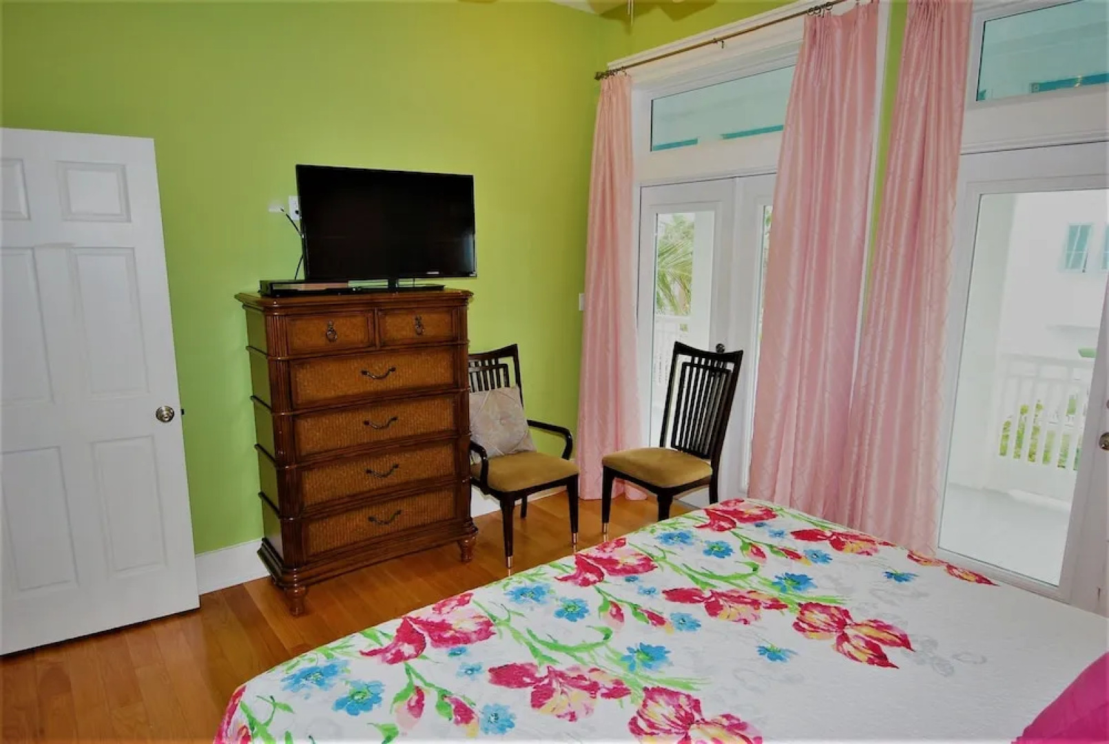 Brisa Del Mar House 3 Bedrooms 4.5 Bathrooms Home