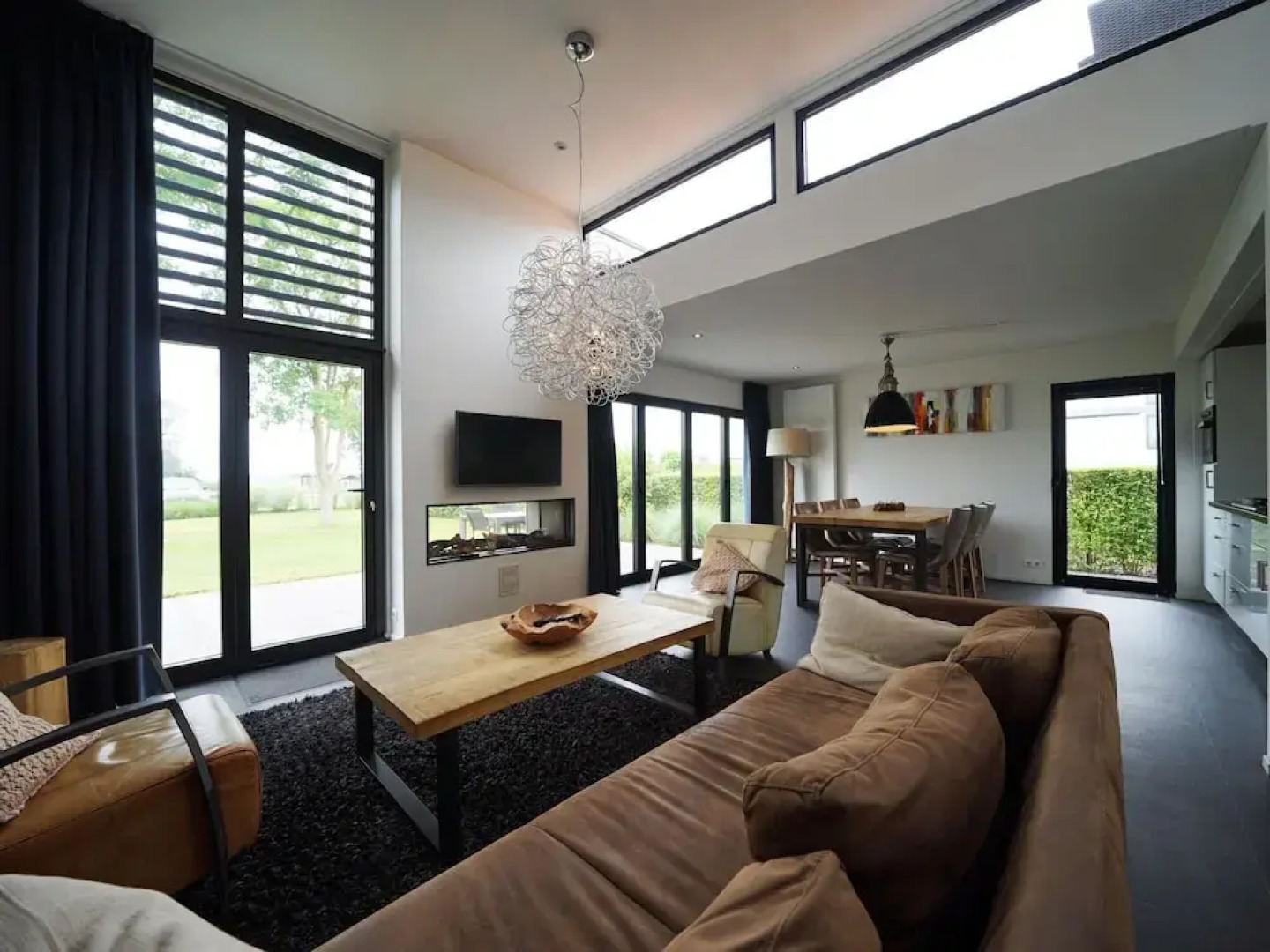 Villa With Roof Terrace Near Veluwemeer