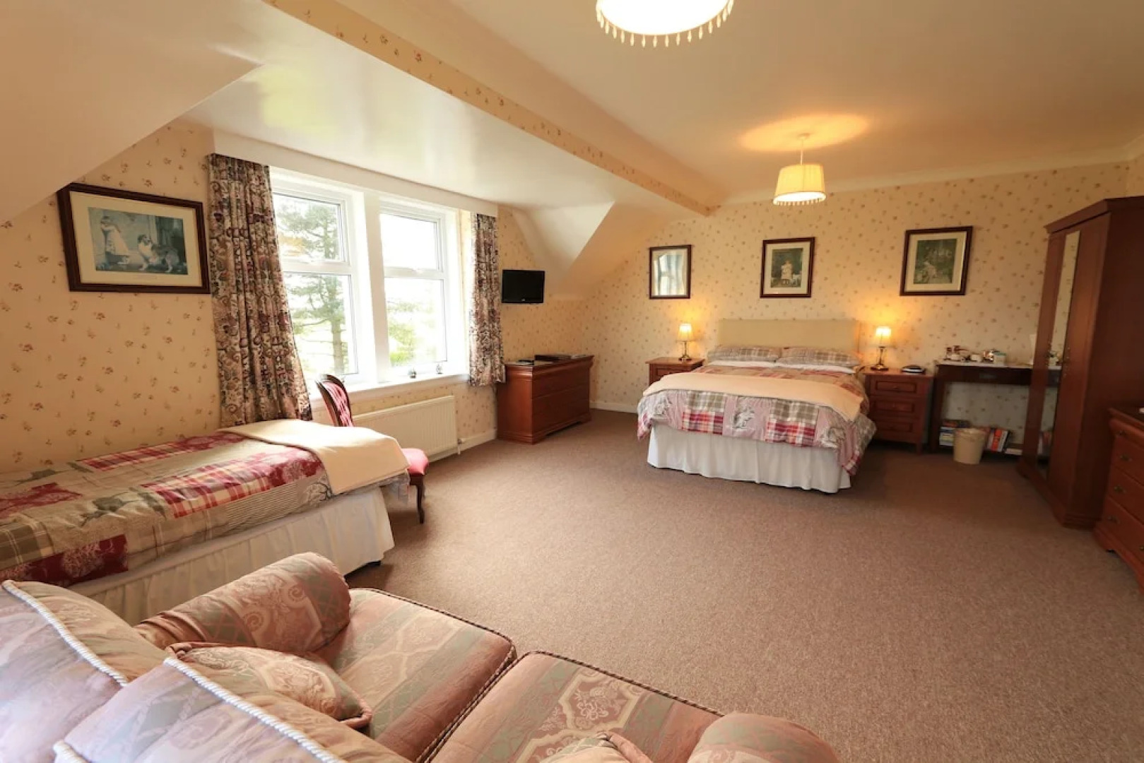 East Challoch Farm Bed and Breakfast