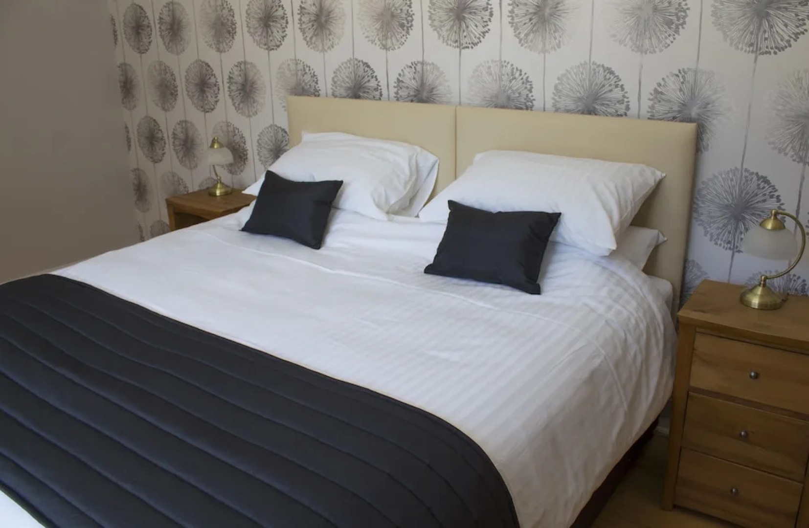 The Grange Guesthouse, Cefn-Coed