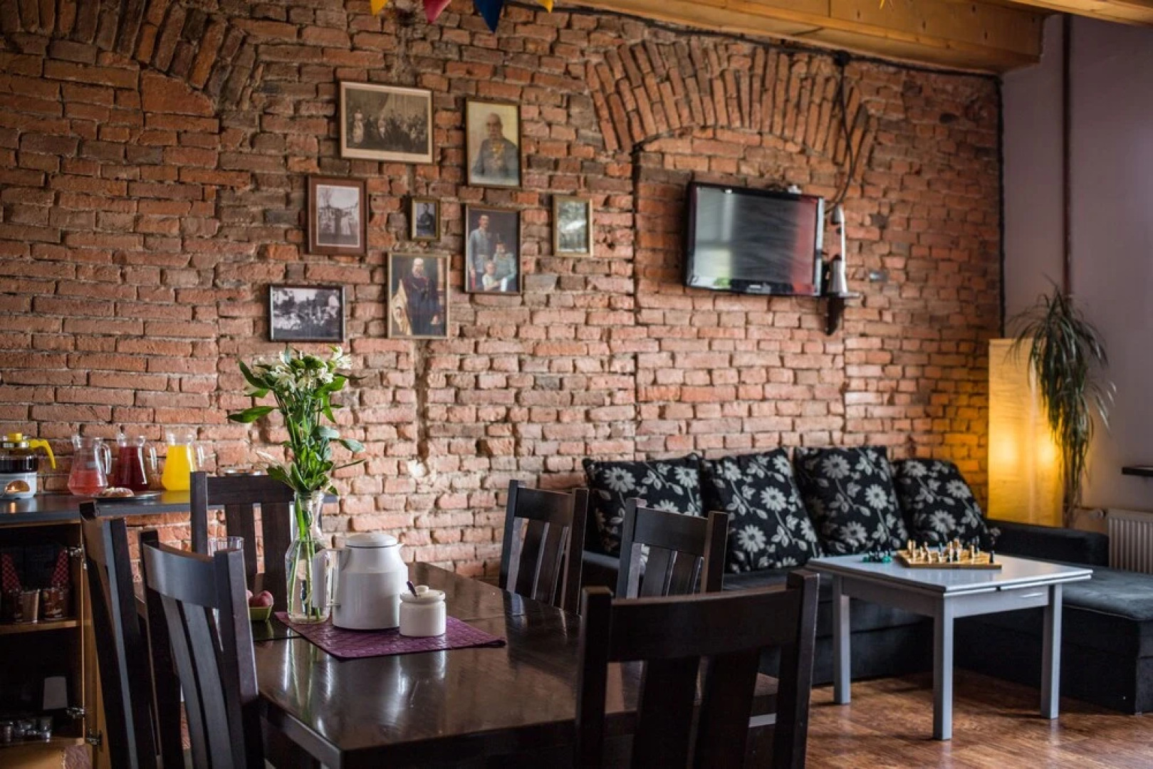 3 Bros Hostel Cieszyn