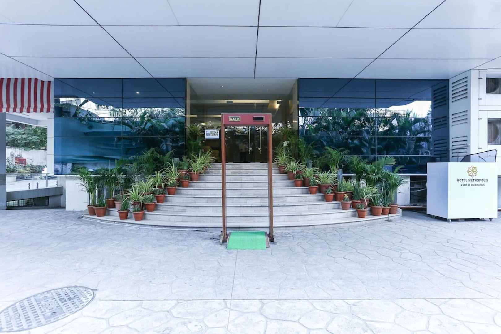 United 21 Hotel - Hyderabad