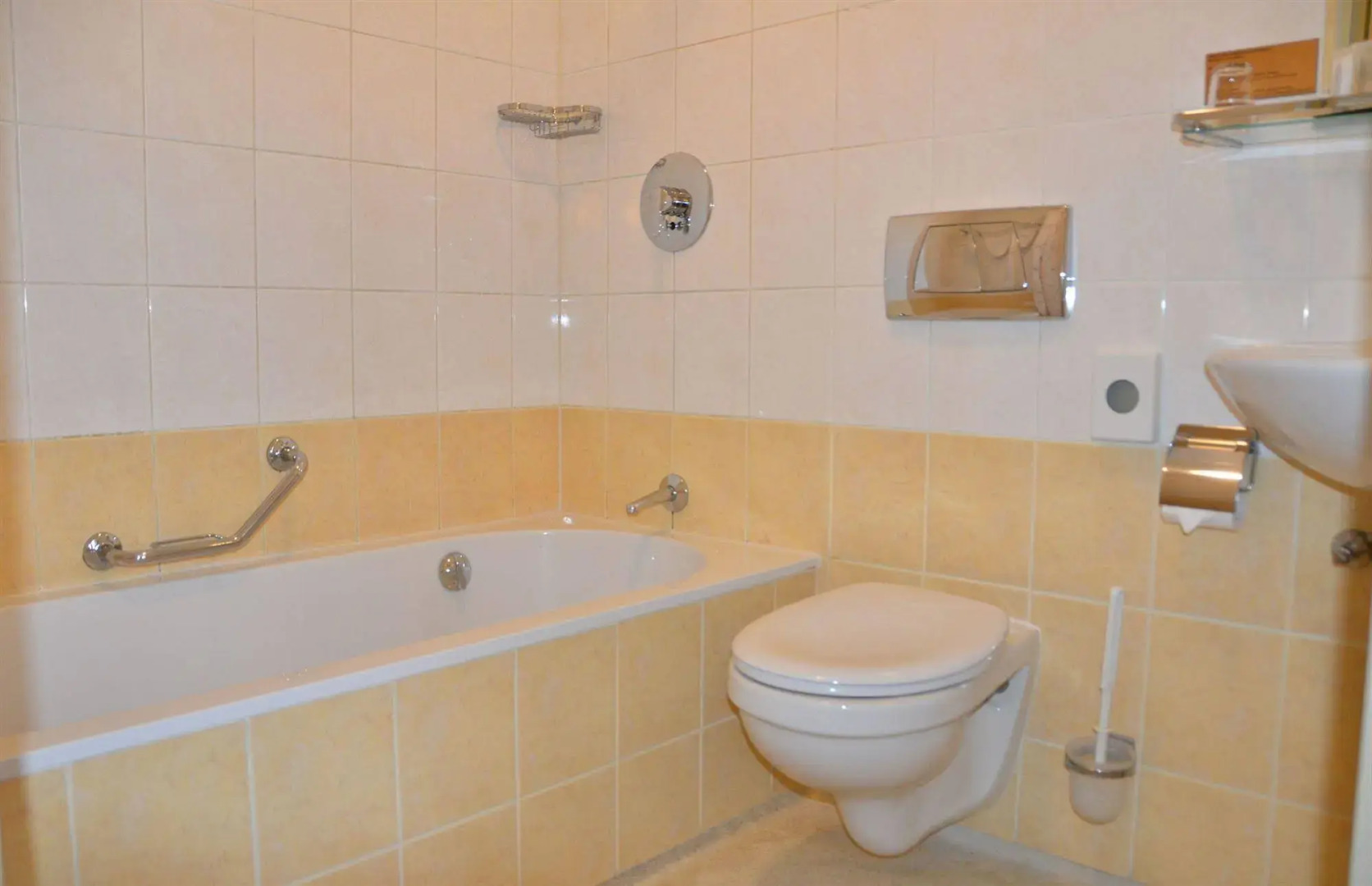 Joops City Centre Hotel