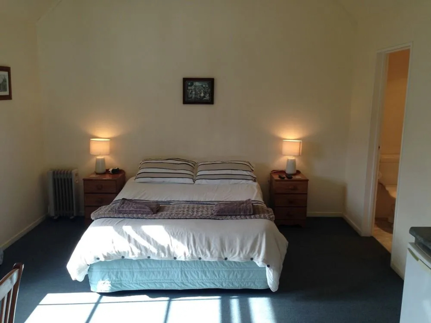 Beach Motel and Cabins