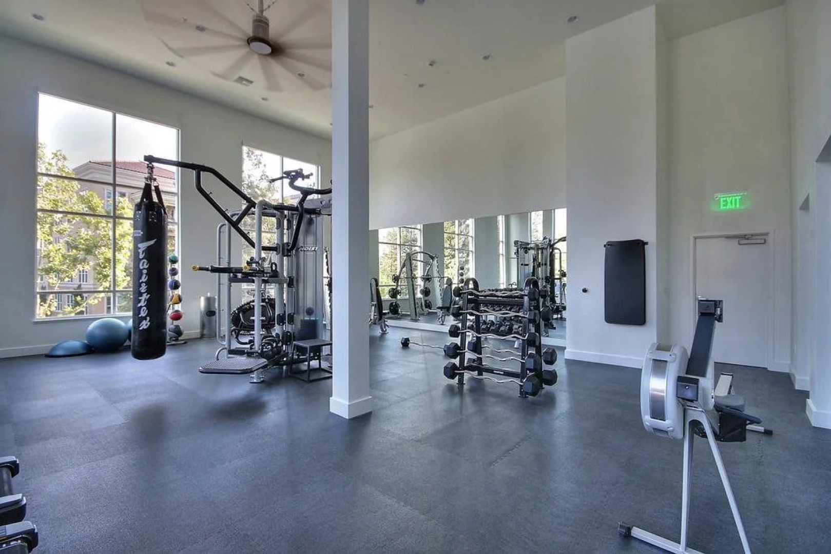 Urban Flat Apartments @ North San Jose