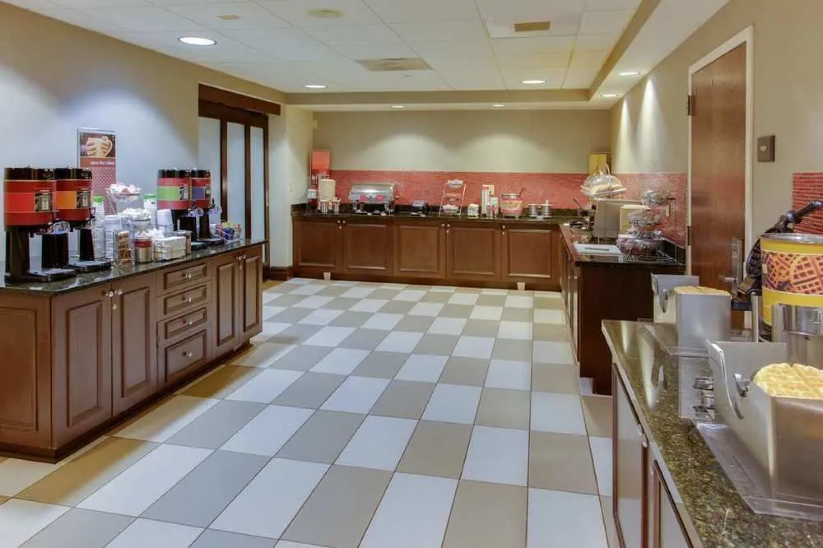 Hampton Inn Garden City