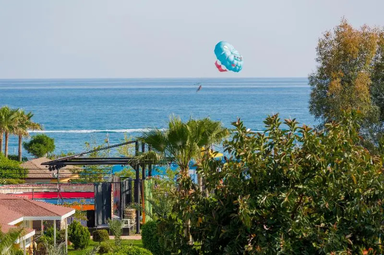 Senza Inova Beach Hotel