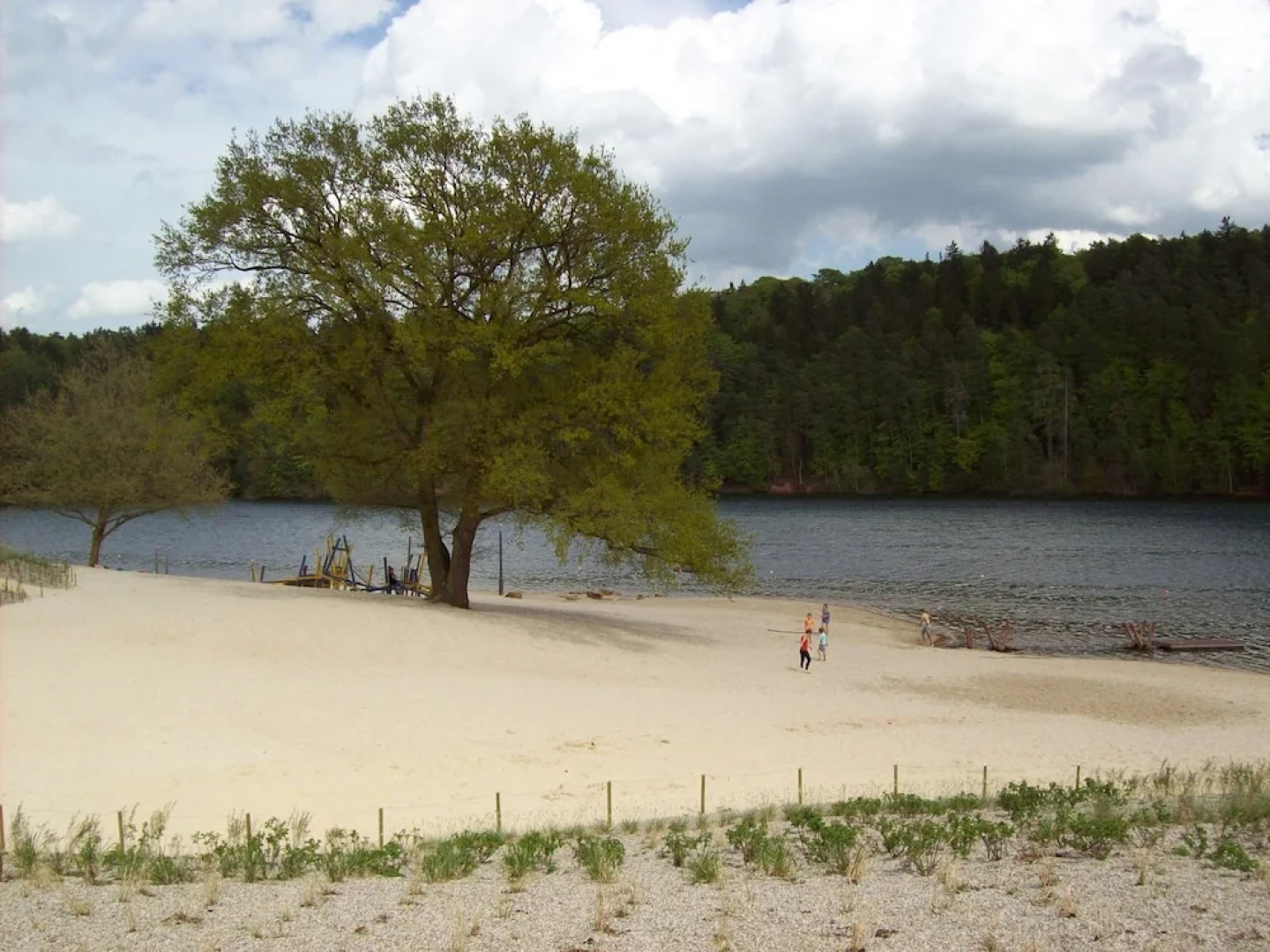 Detached, wooden holiday home, close to the Twistesee lake
