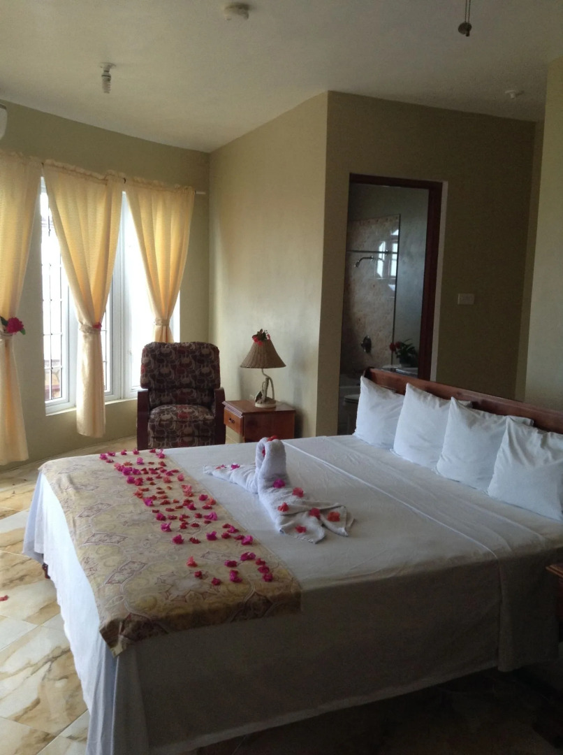 Waters Edge Guest House