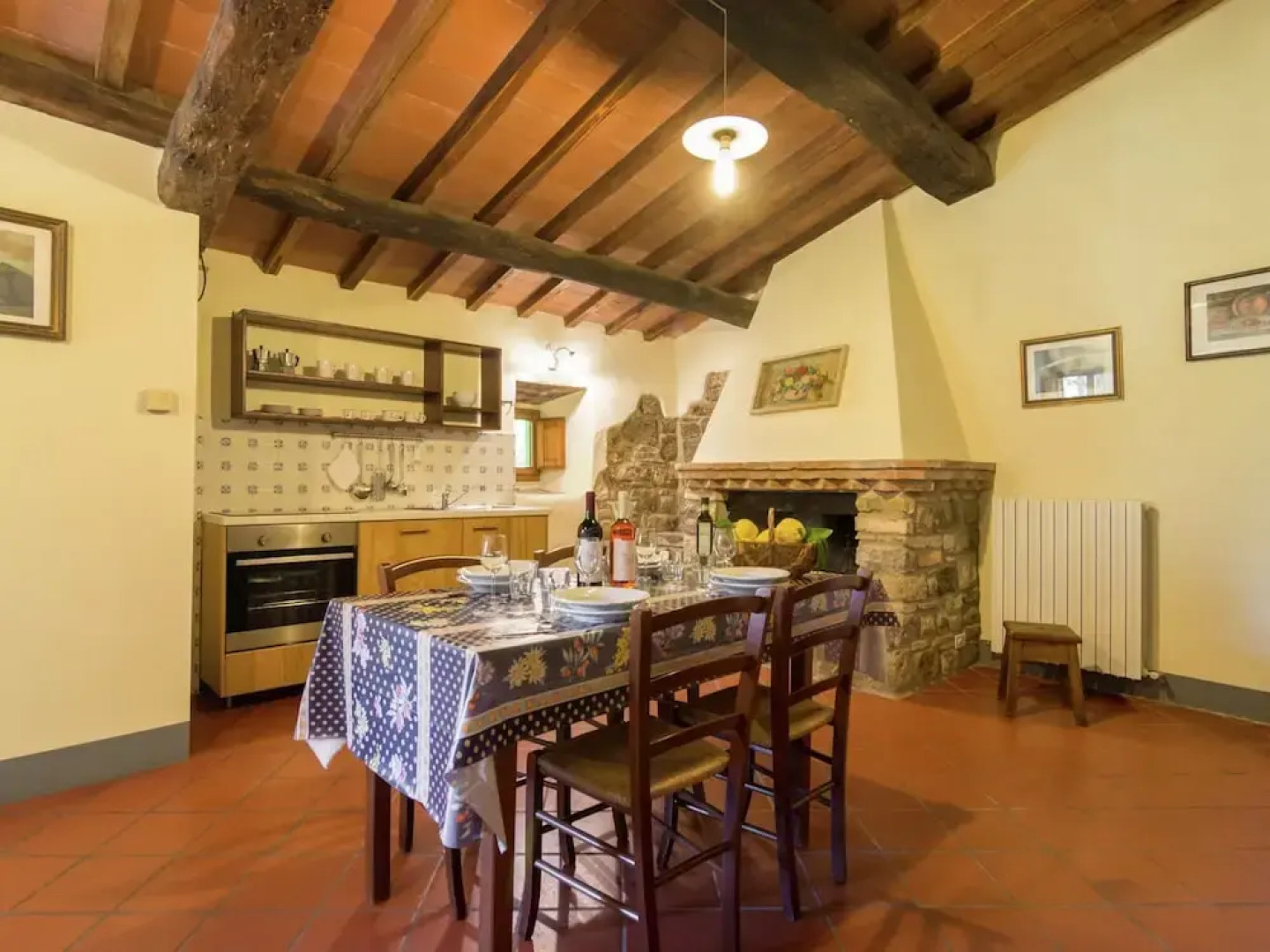 Charming Tuscan Stay With Pool