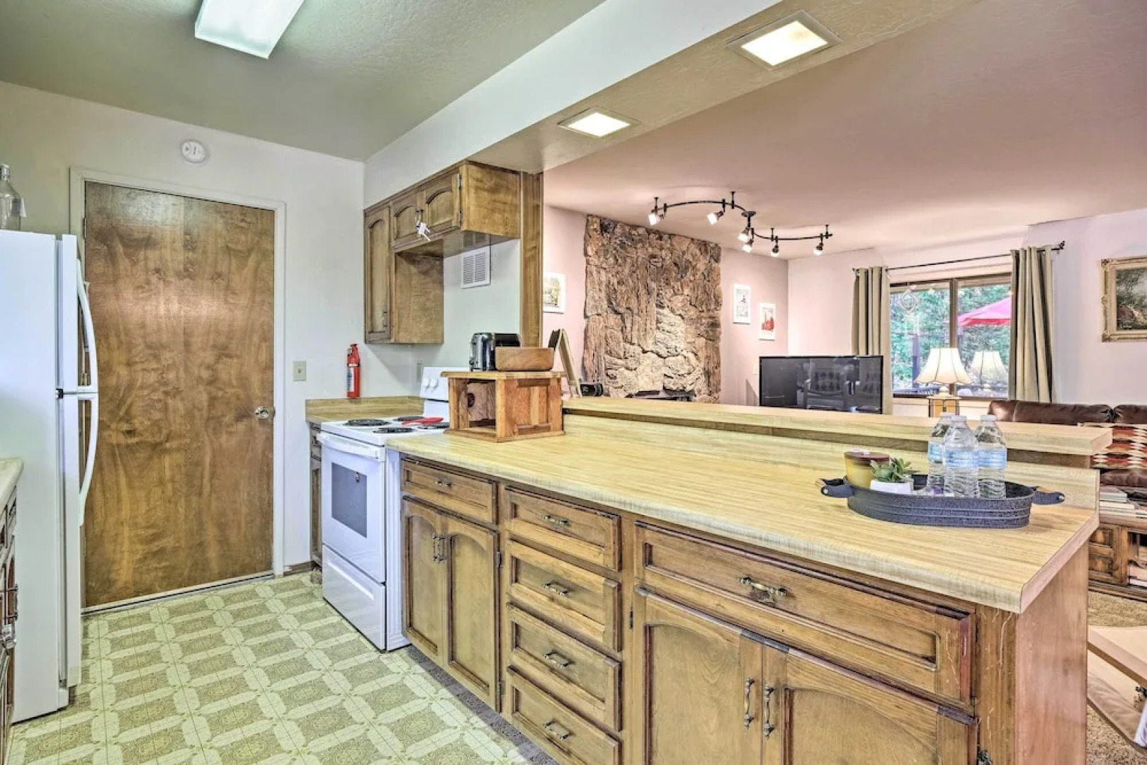 Home w/ Serene Deck in Twain Harte!