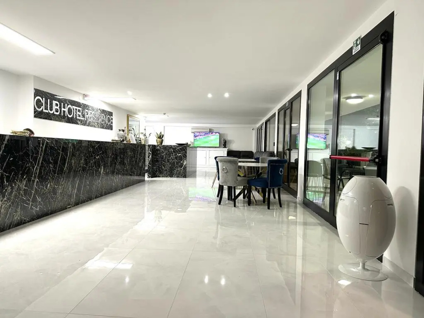 Club Hotel Residence