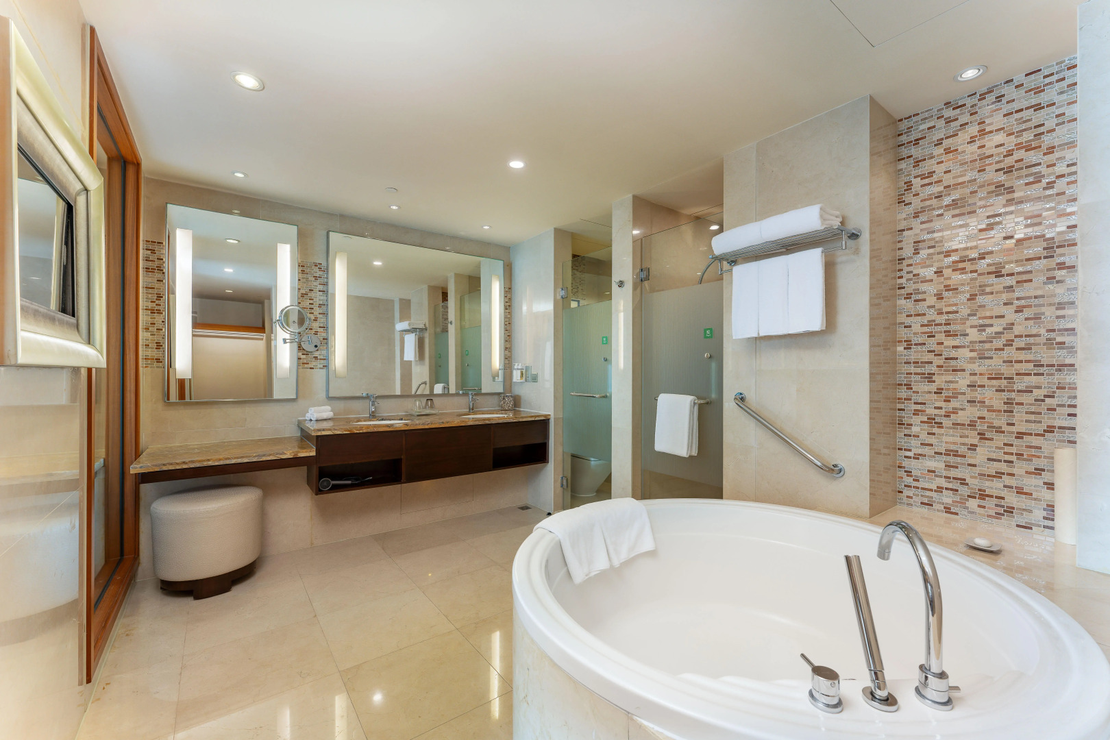 Holiday Inn Shanghai Pudong Kangqiao by IHG