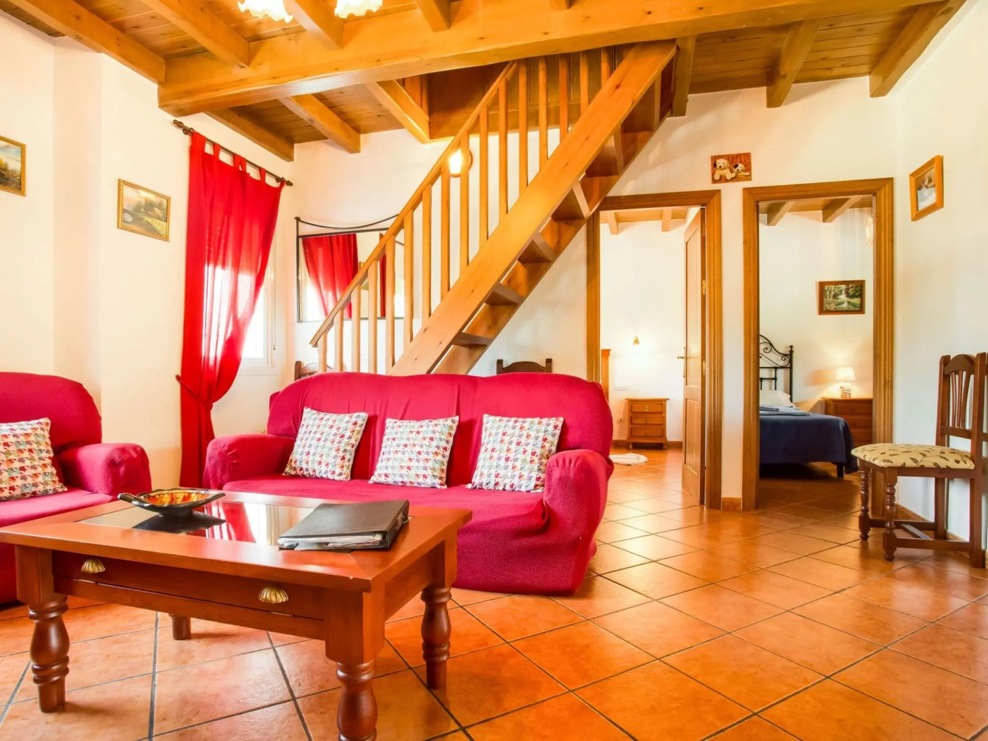 Classy Holiday Home in Guaro With Private Swimming Pool