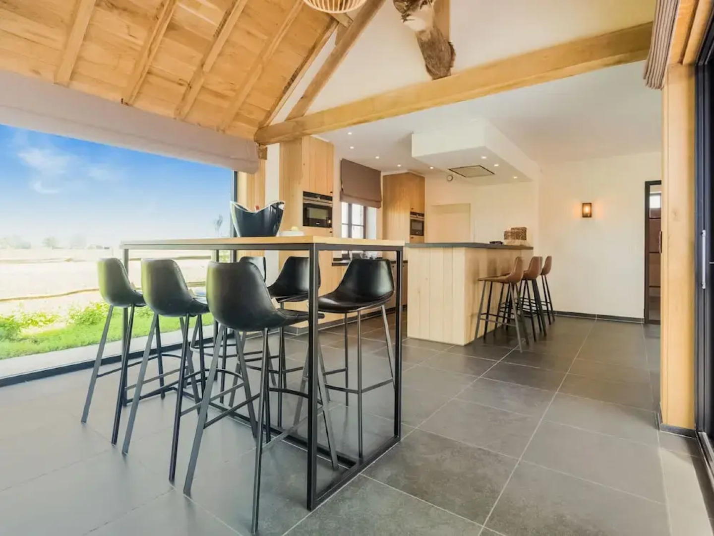 Chic Villa in Comines-warneton With Garden