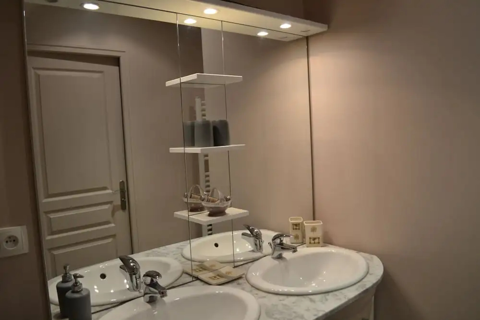 Les Chambres D Hotes Du Lavoir