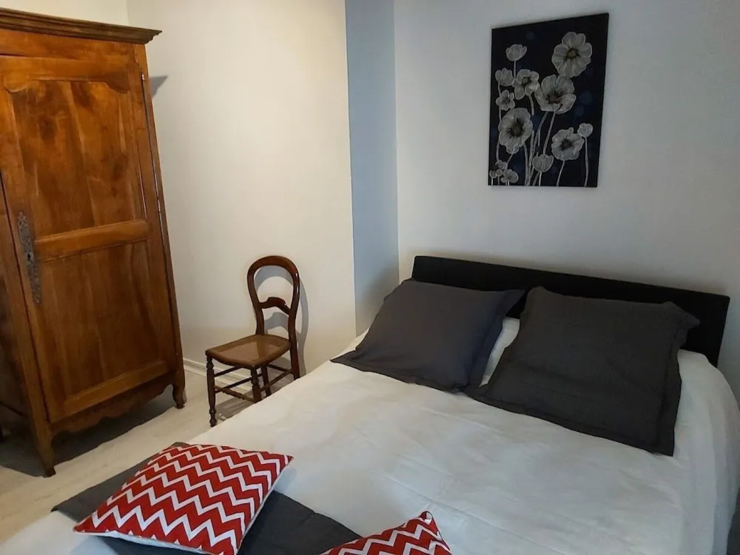 Le Logis Des Bessons