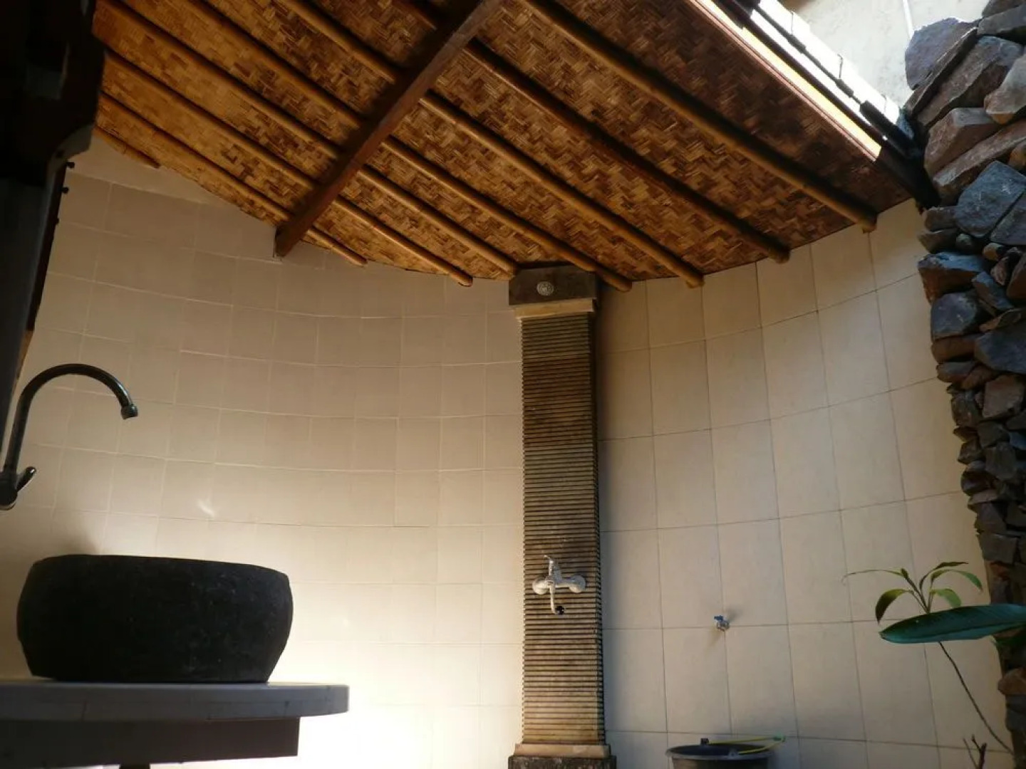 Wawa Wewe Rock Resort