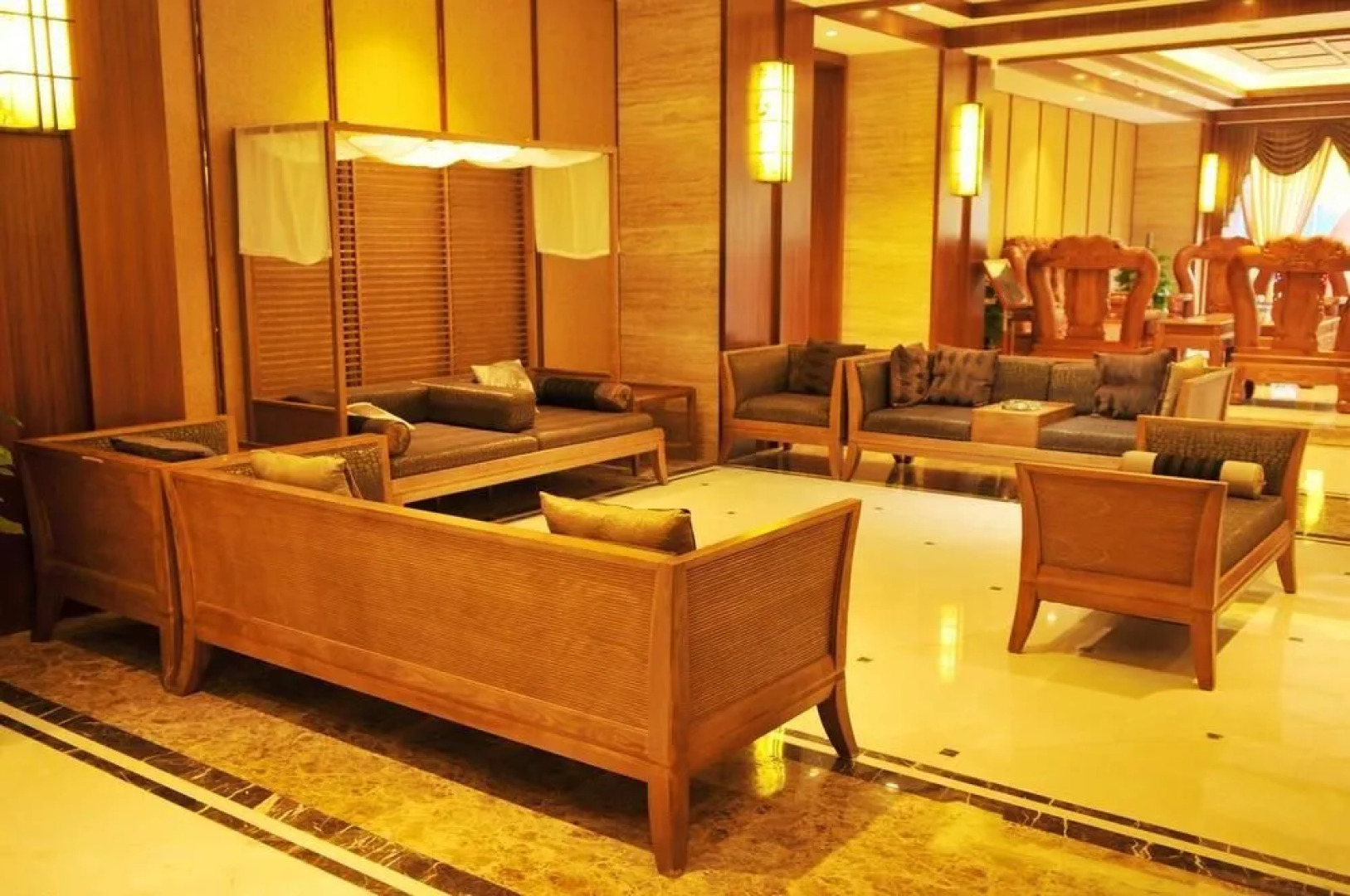 Xishuangbanna Harbour Side International Hotel