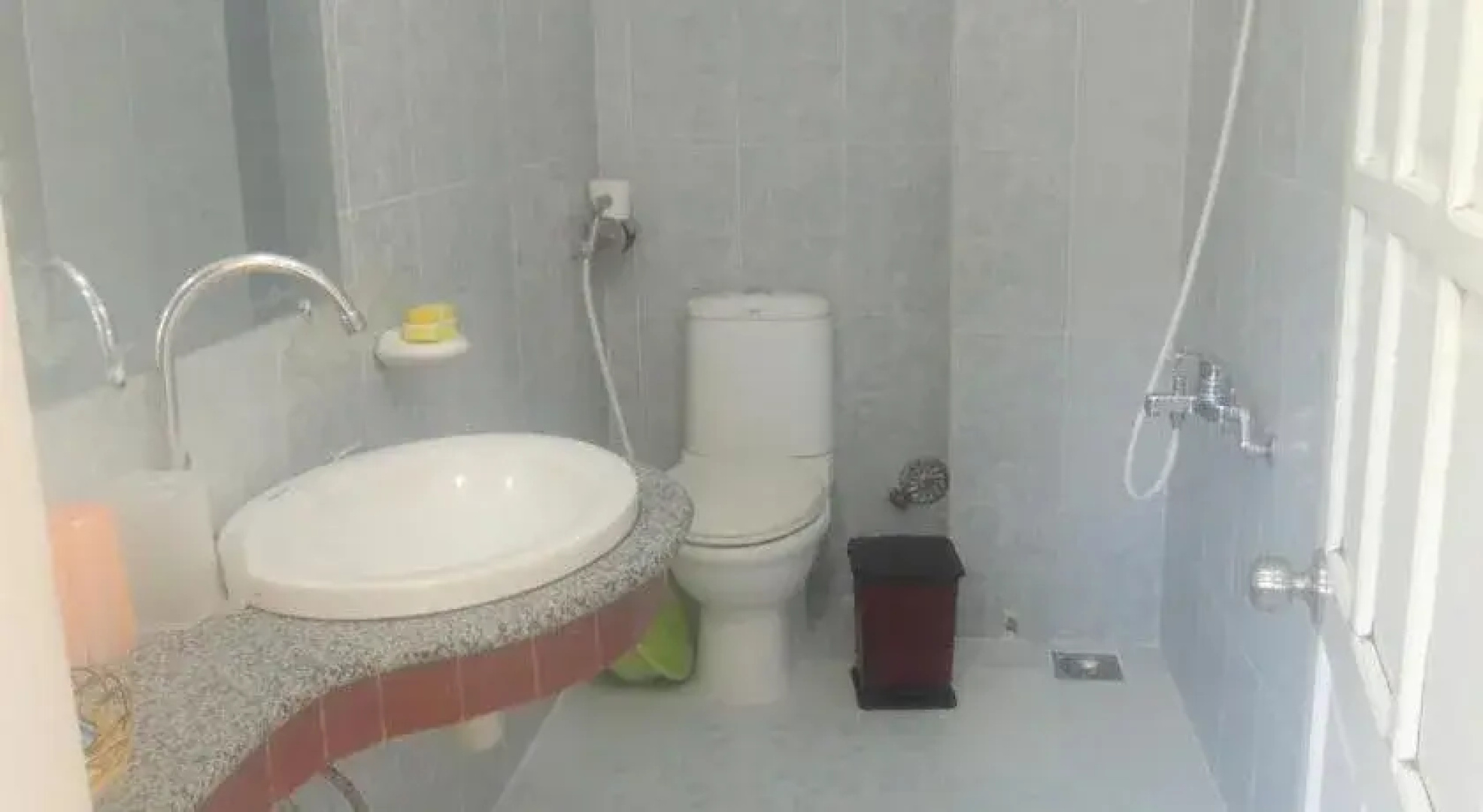 Thuy Lan Hotel