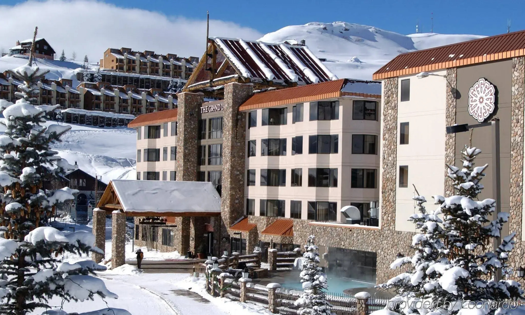 Grand Lodge Crested Butte