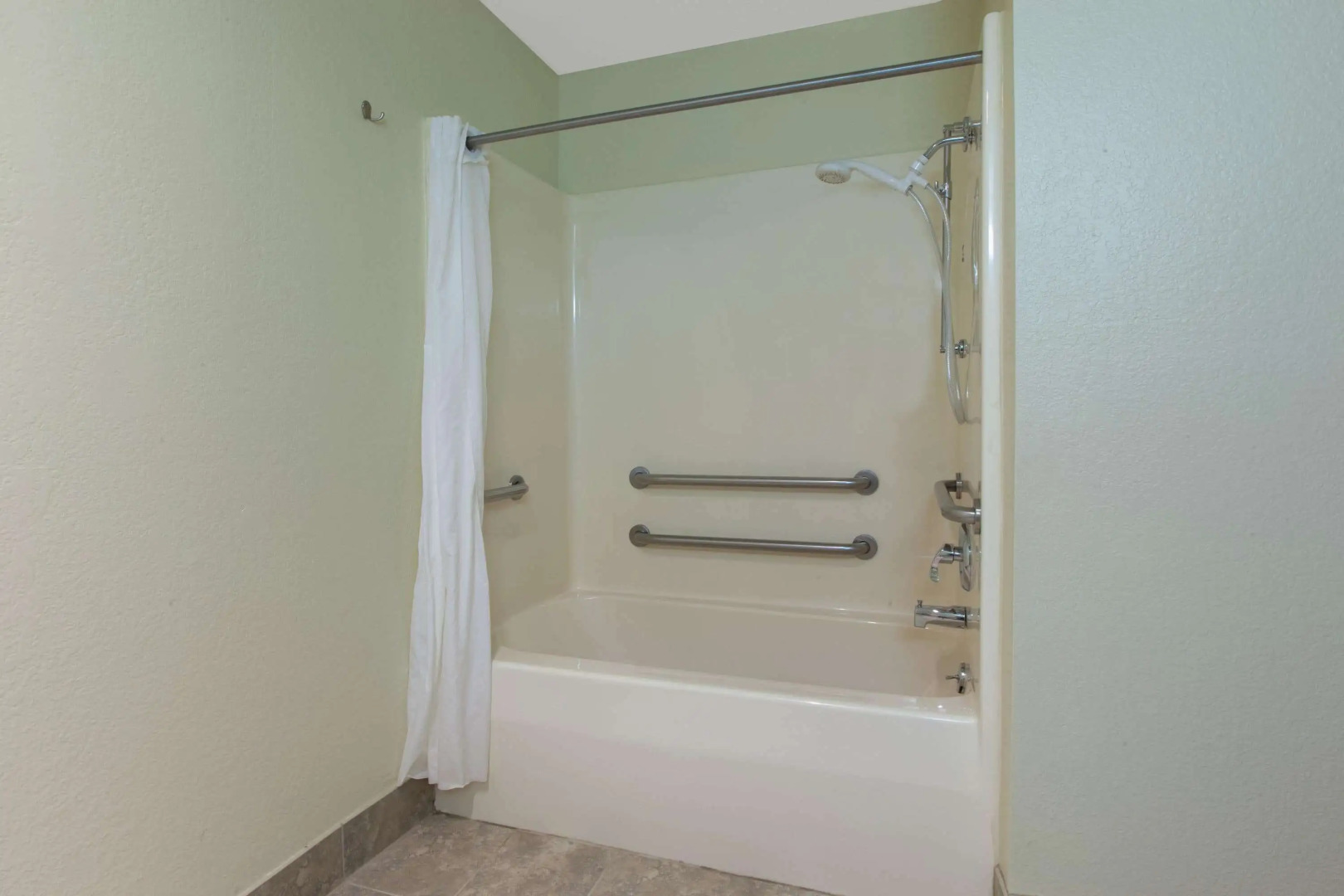 AmericInn by Wyndham Petoskey