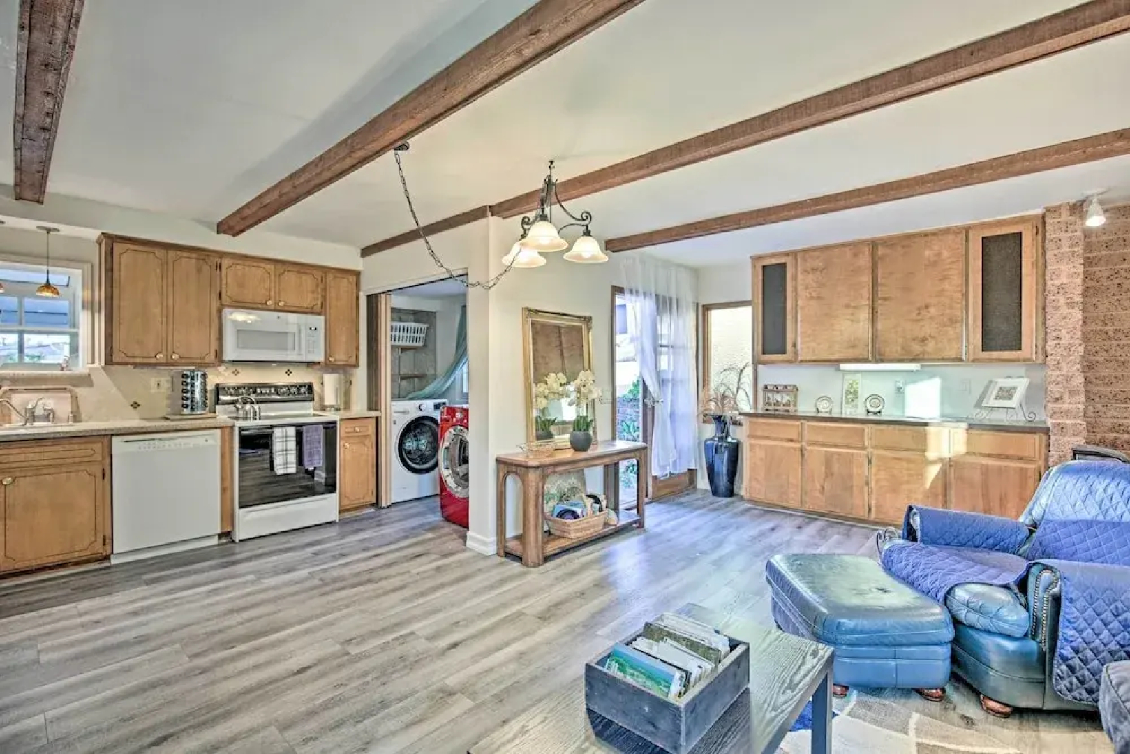 Quaint La Mesa Home With Beautiful Sunsets!