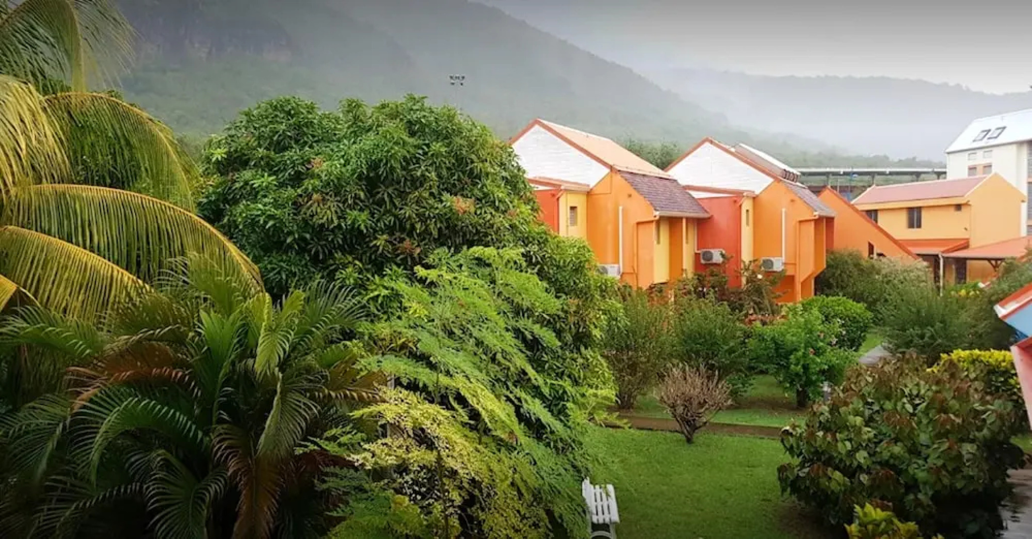 Studio in Les Anses-d'arlet, With Wonderful Mountain View, Enclosed Garden and Wifi