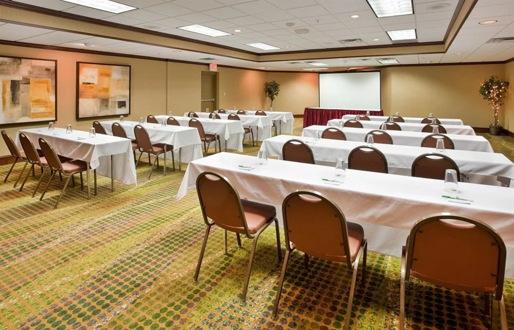 Holiday Inn Express & Suites St. Louis South - I-55