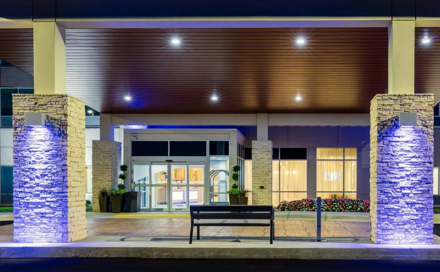 Holiday Inn Express Calhoun South by IHG