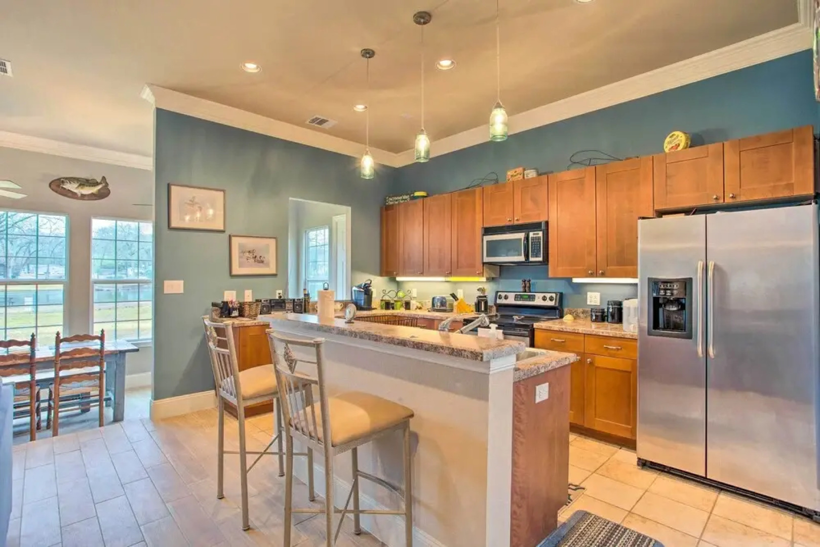 Cedar Creek Reservoir Home w/ Deck & Fire Pit!