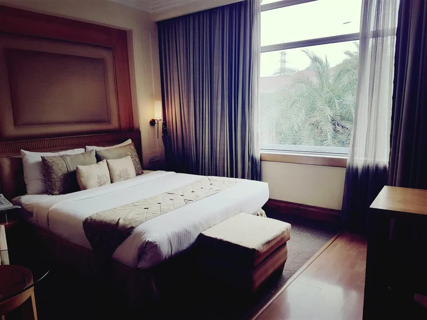 The Palms - Town & Country Club