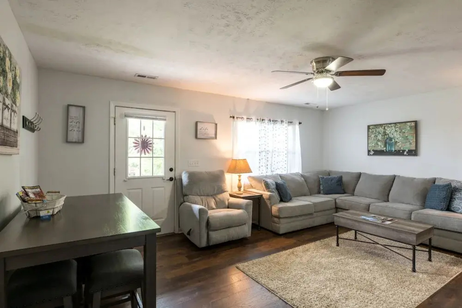 Mountain View Place w Exclusive Hot Tub