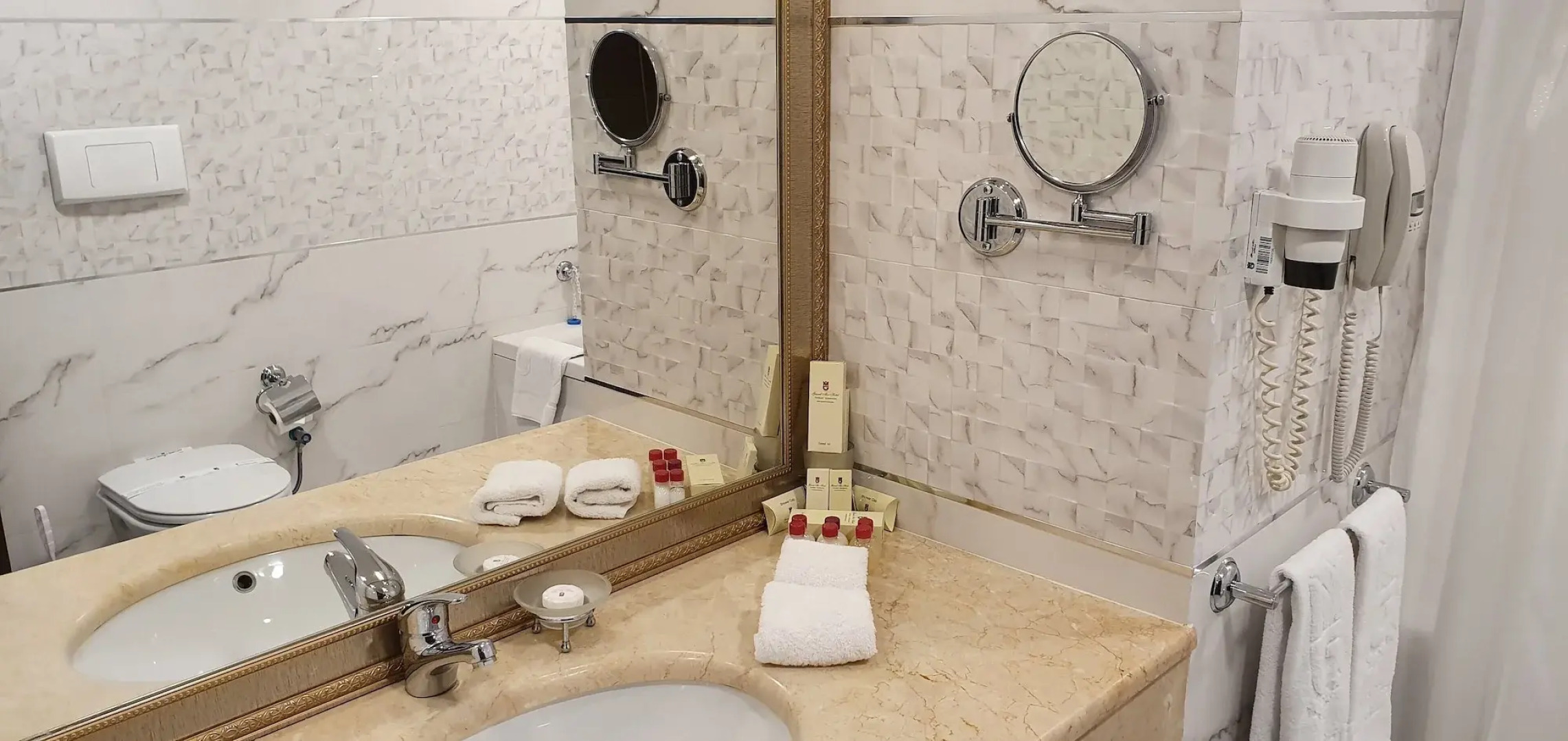 Отель Grand Mir