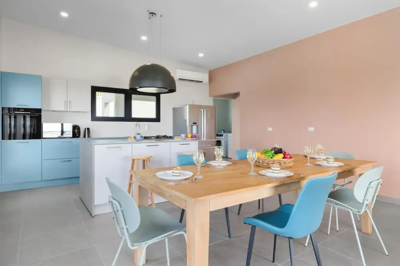 Brand NEW 2br2ba Sunset Ocean Views Balcony